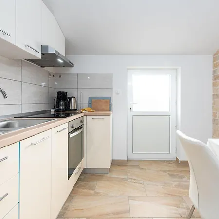 Gorgeous Apartment In Vrsi With Wifi Appartamento Vrsi